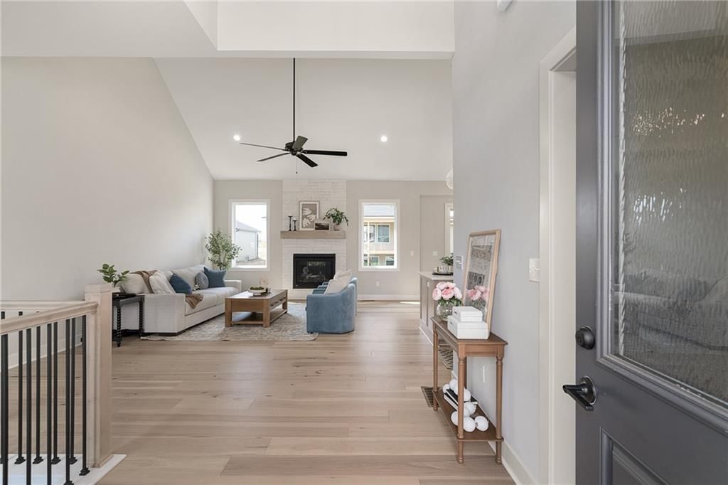 25011 W 89th Street — photo 3