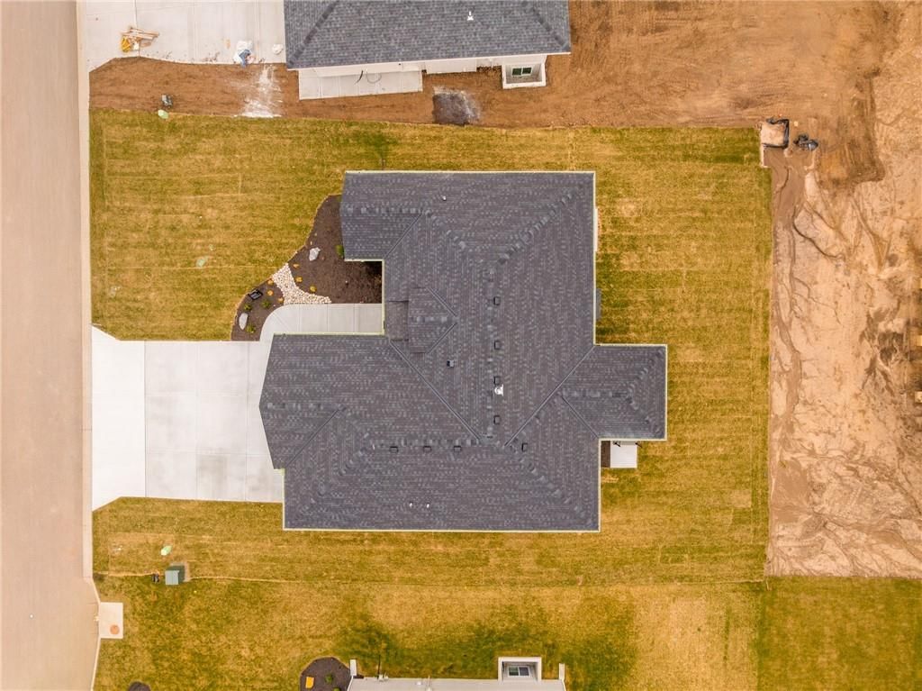 25011 W 89th Street — photo 39