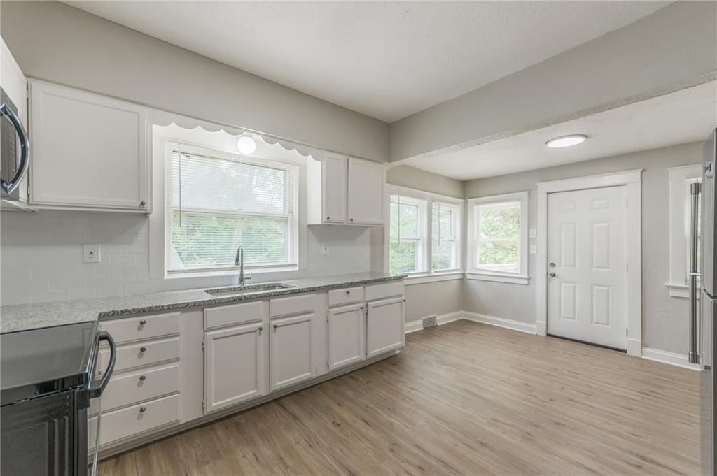 2630 Askew Avenue — photo 12