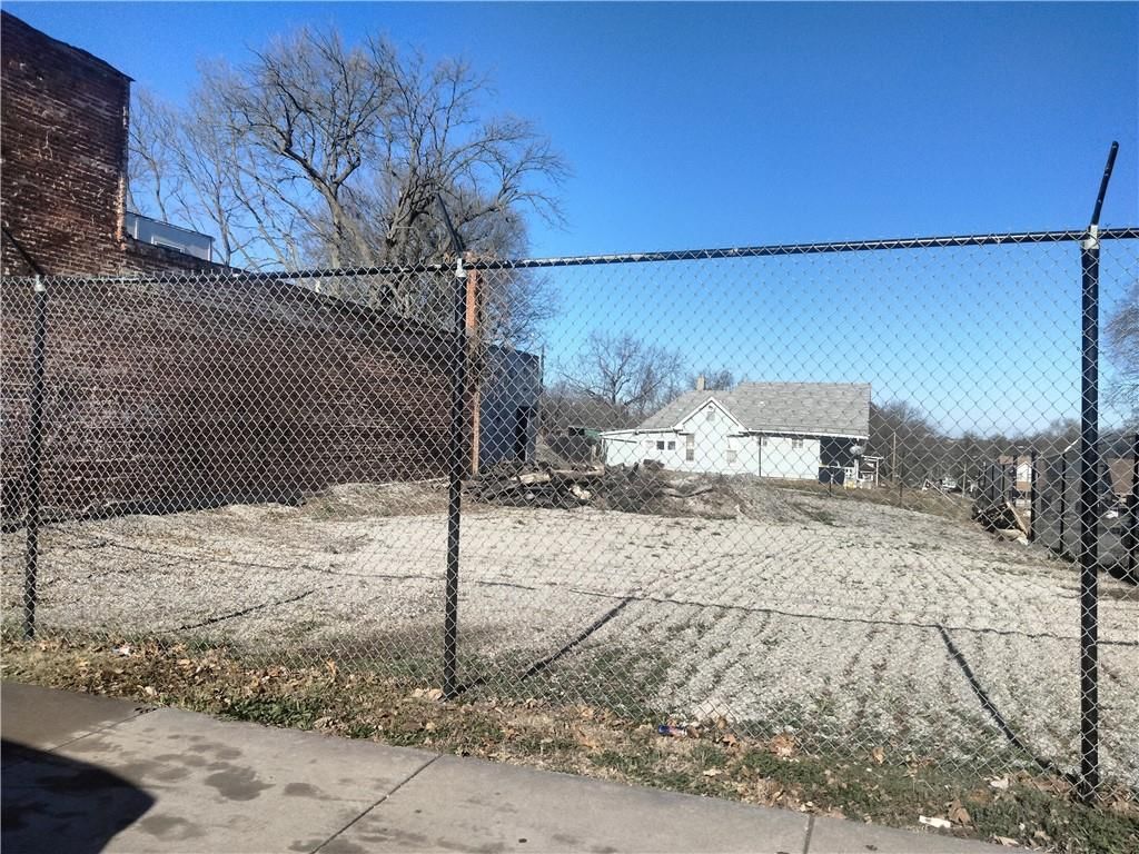 4712/4714 E 24th Street — photo 3