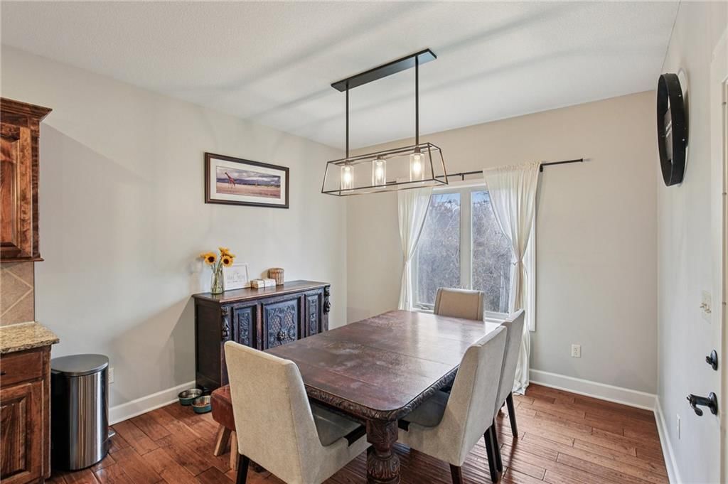 1209 Holland Square — photo 7