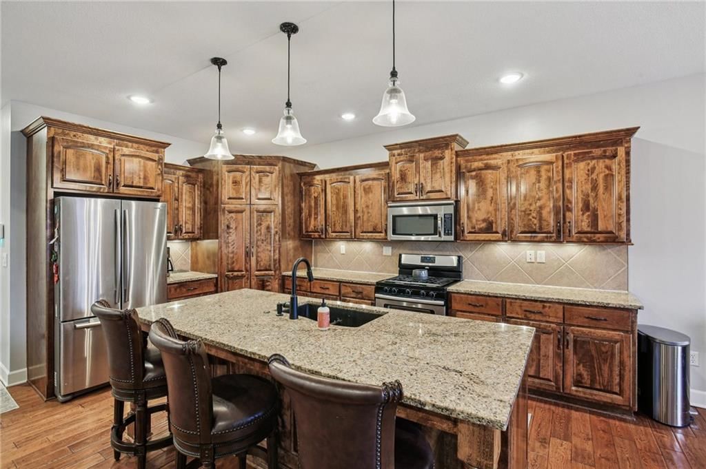 1209 Holland Square — photo 9