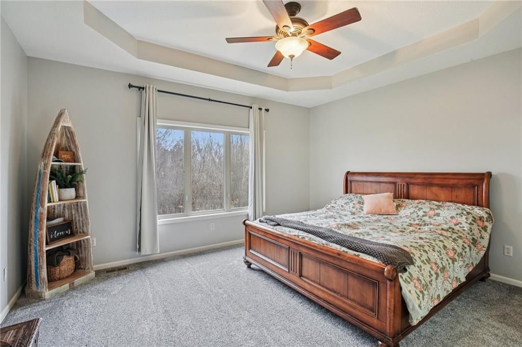 1209 Holland Square — photo 13