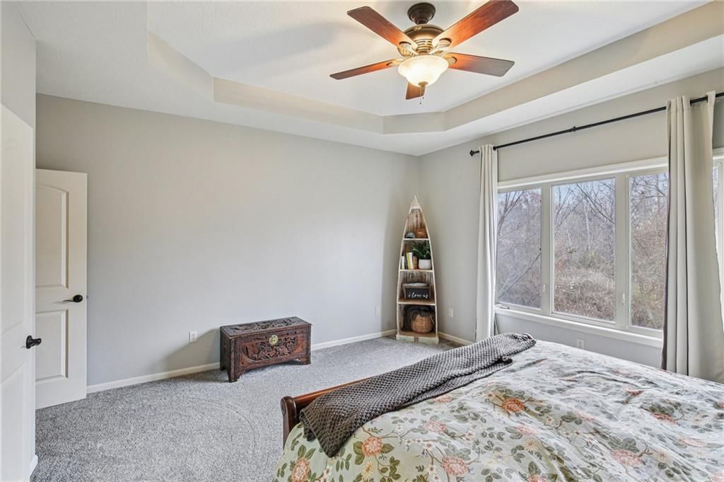 1209 Holland Square — photo 16