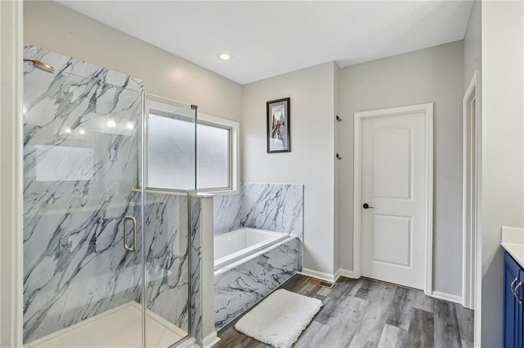 1209 Holland Square — photo 18