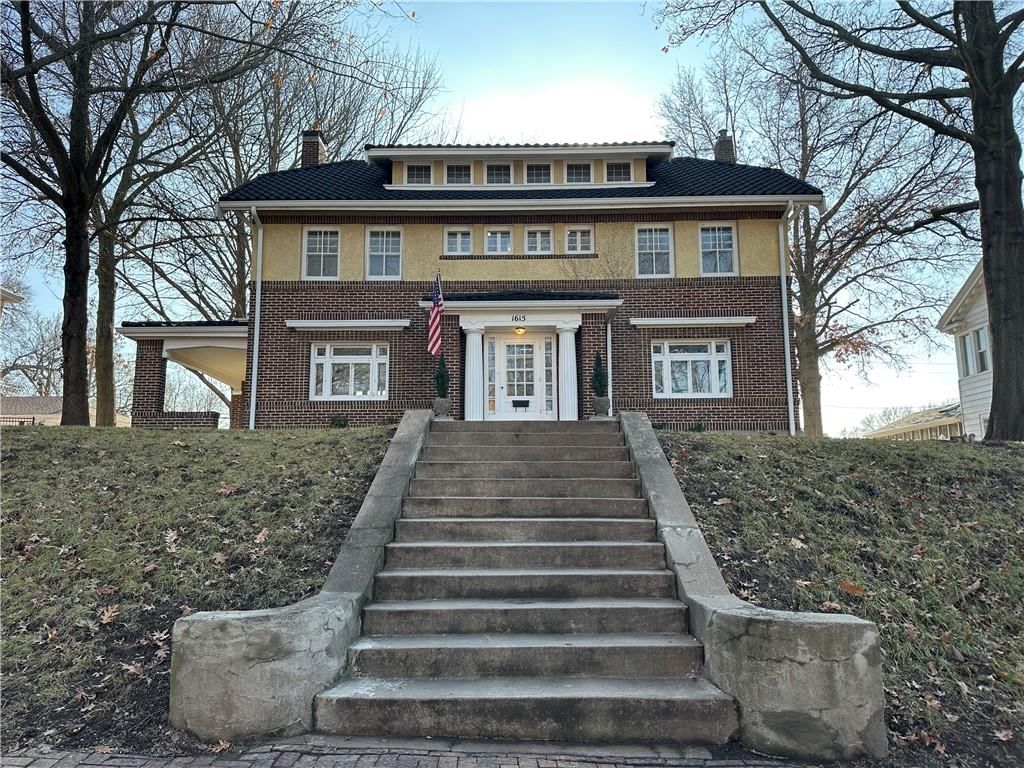 1615 Main Street, Lexington, MO