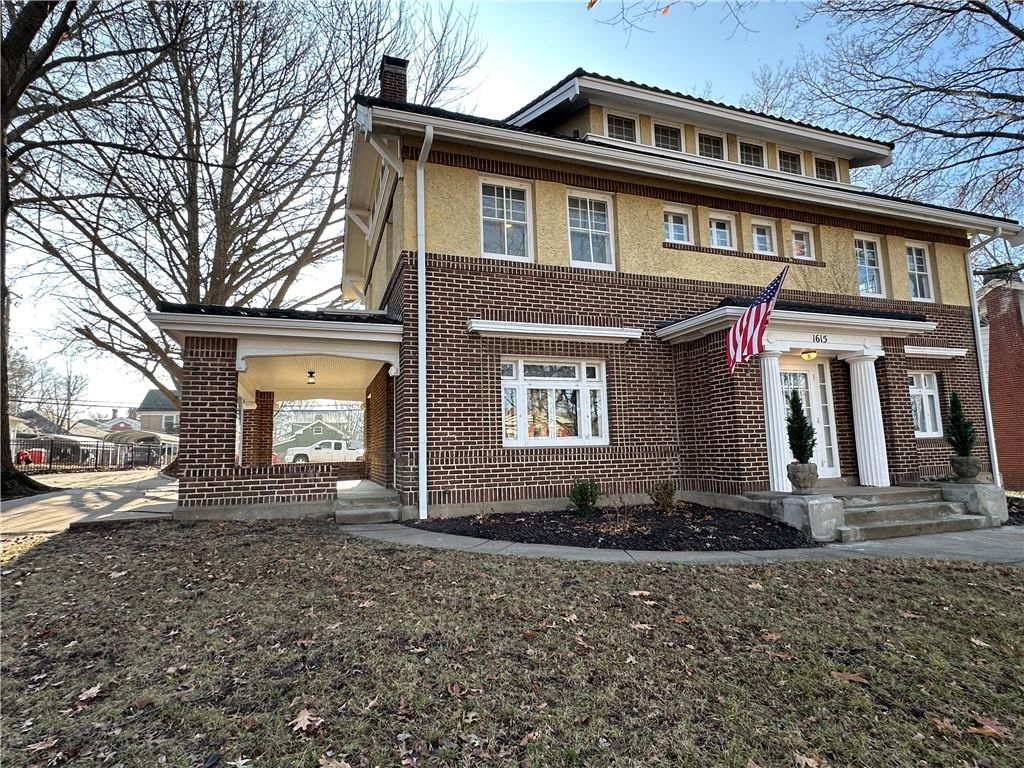 1615 Main Street — photo 3