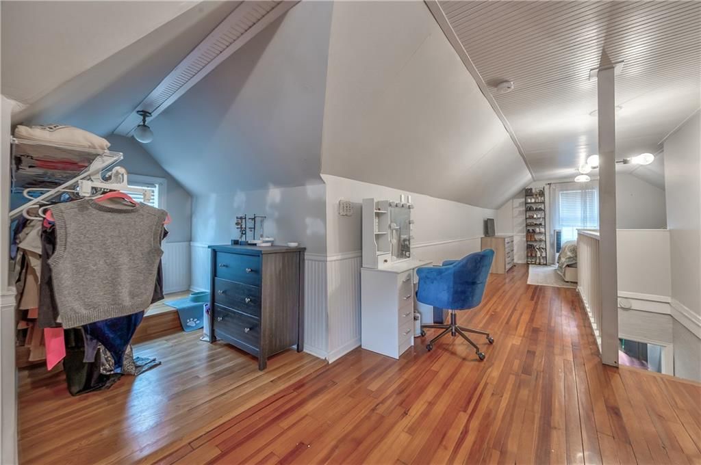 8409 Mercier Street — photo 21