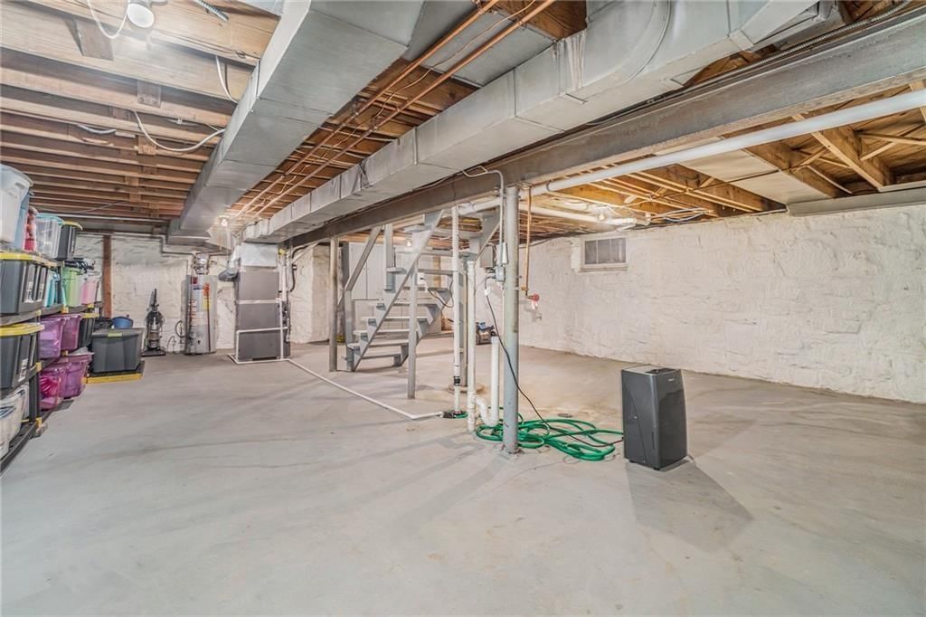 8409 Mercier Street — photo 25