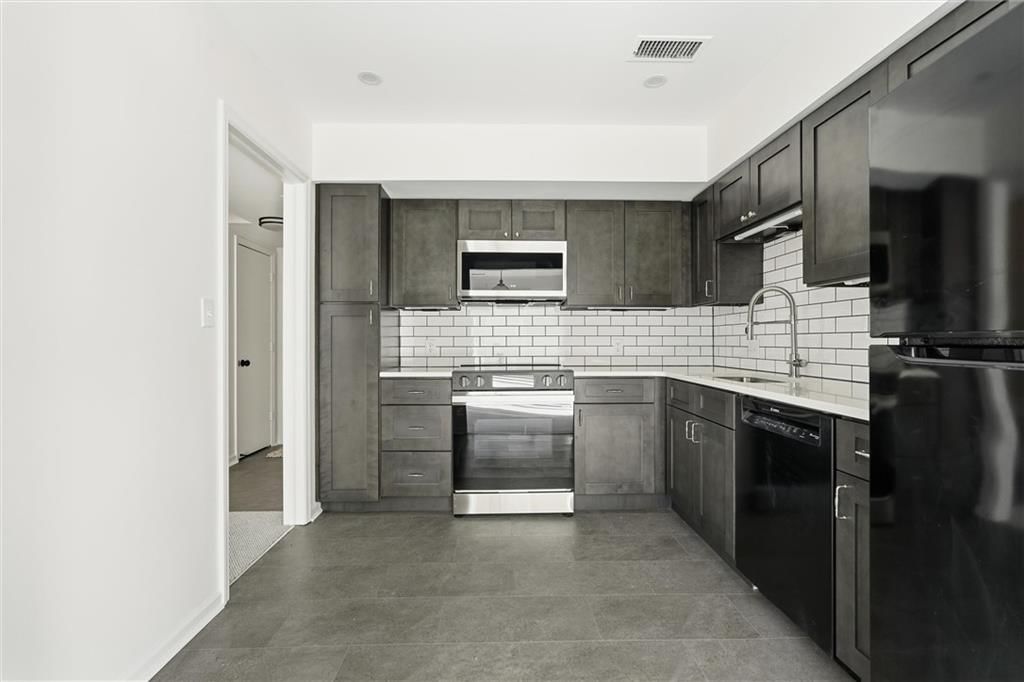 4512 Jefferson Street — photo 15