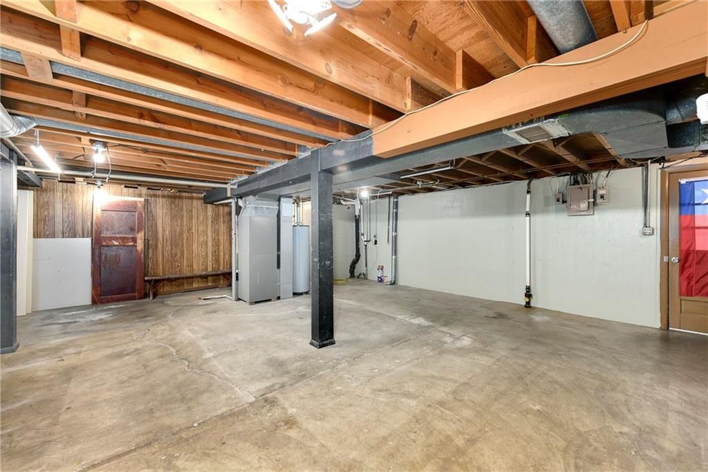 1809 Grand Avenue — photo 20