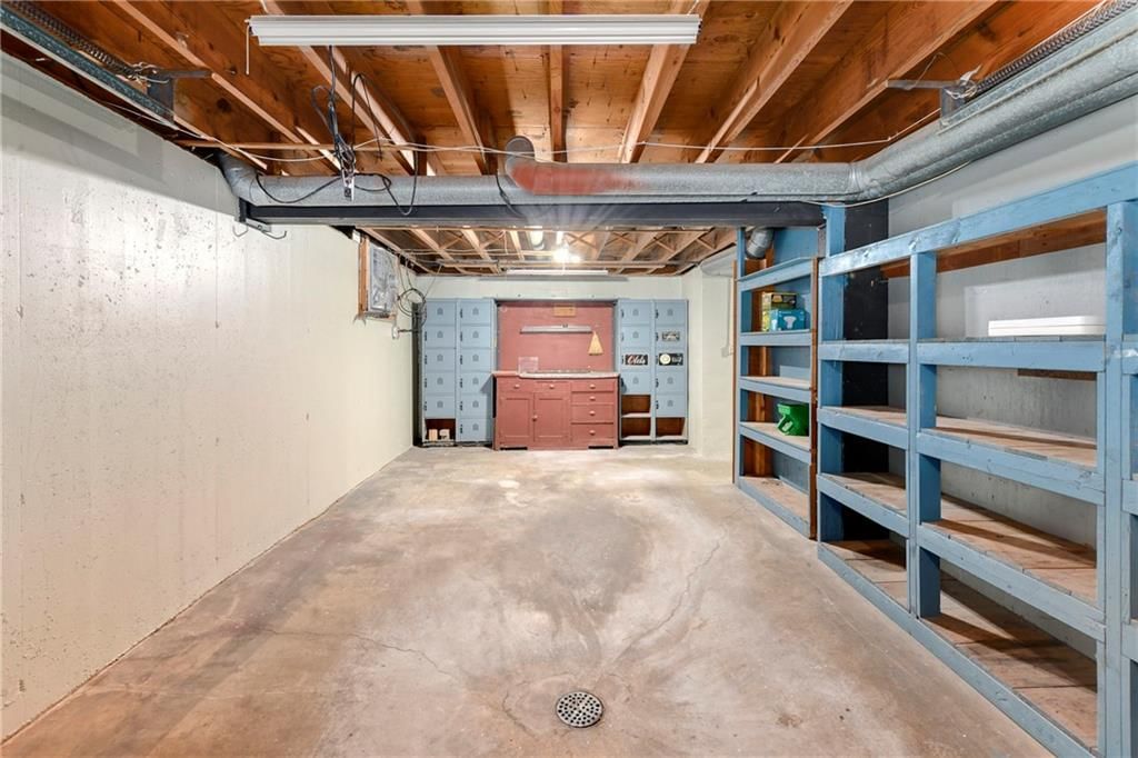 1809 Grand Avenue — photo 22