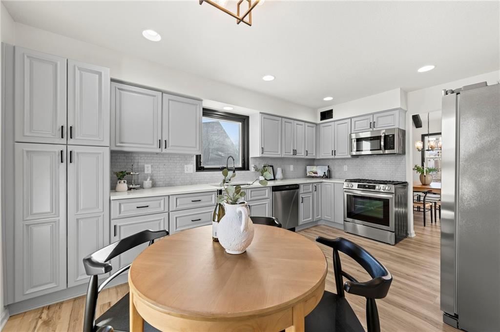 12417 Newton Court — photo 10