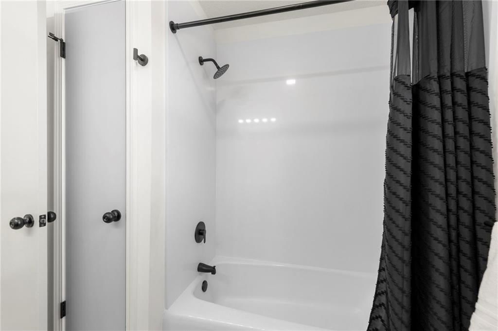 12417 Newton Court — photo 28