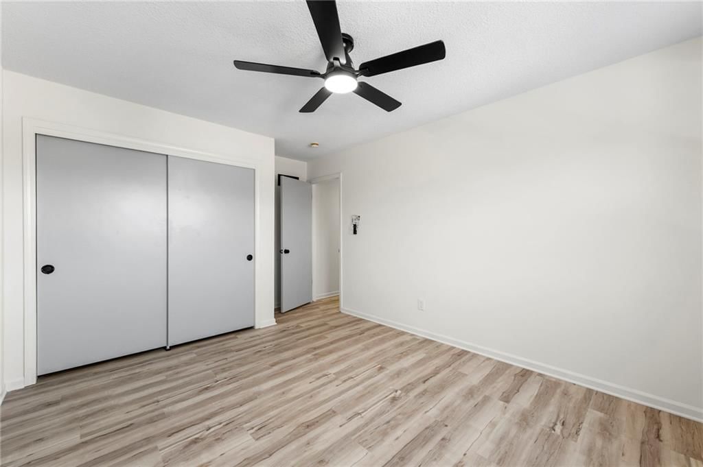 12417 Newton Court — photo 32