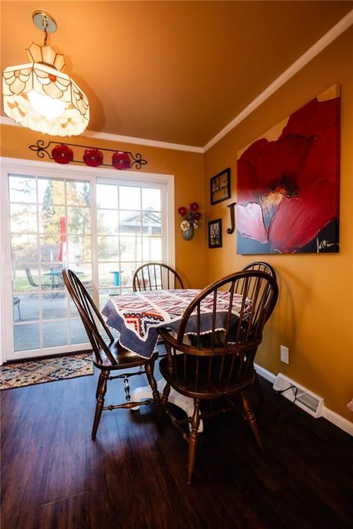 11 S Carriage Drive — photo 7