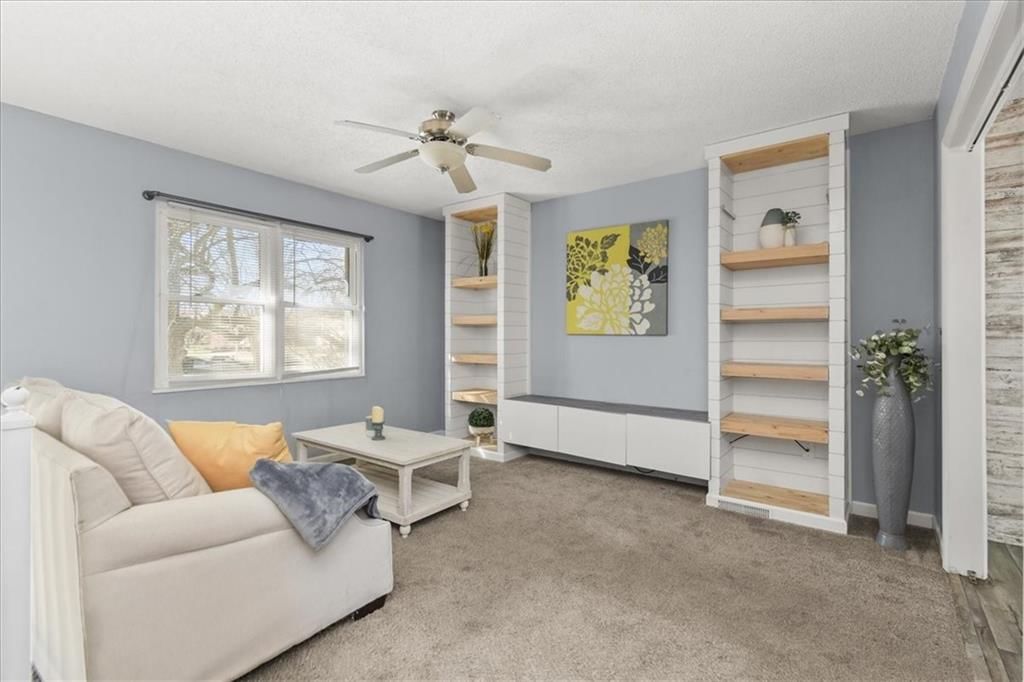 305 Concord Circle — photo 7