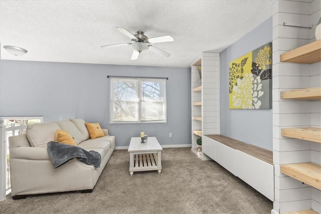 305 Concord Circle — photo 8