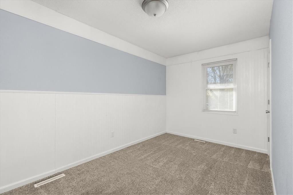 305 Concord Circle — photo 17