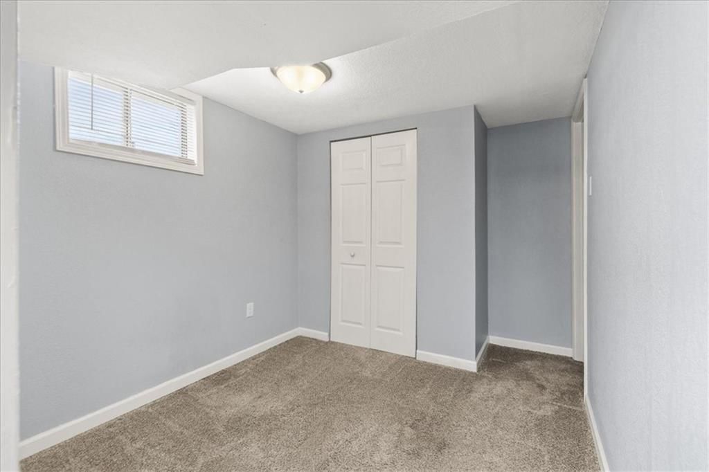 305 Concord Circle — photo 21