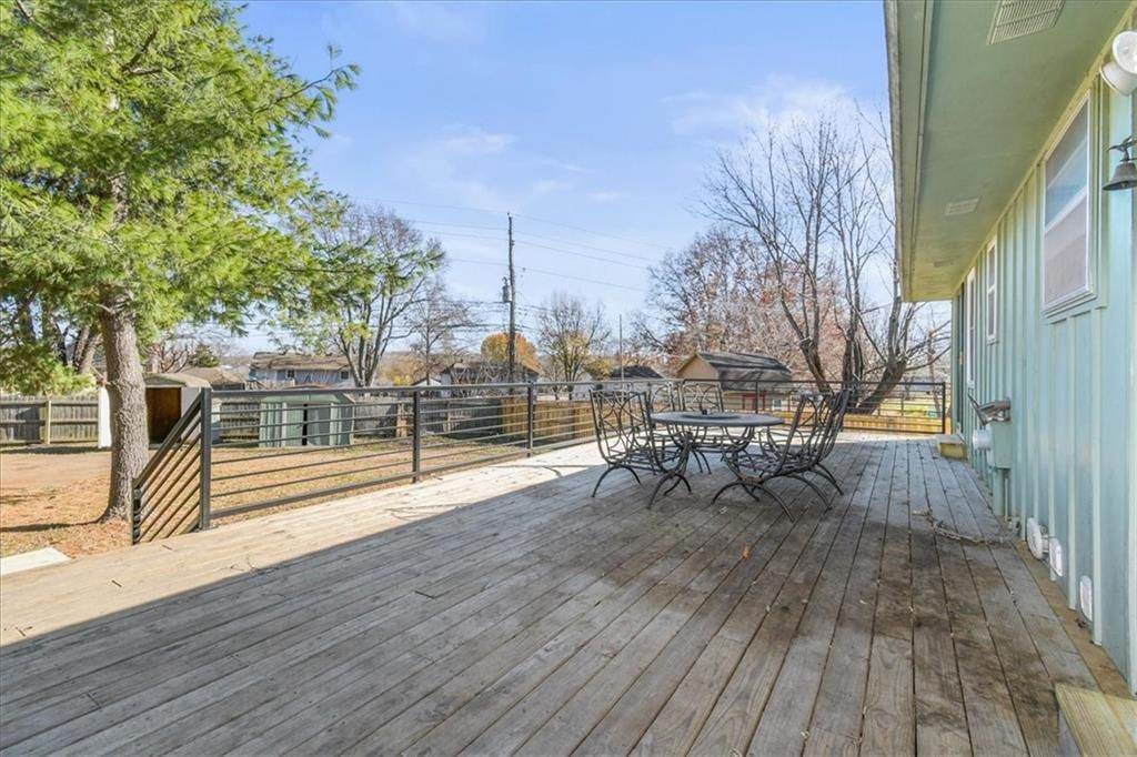 305 Concord Circle — photo 23