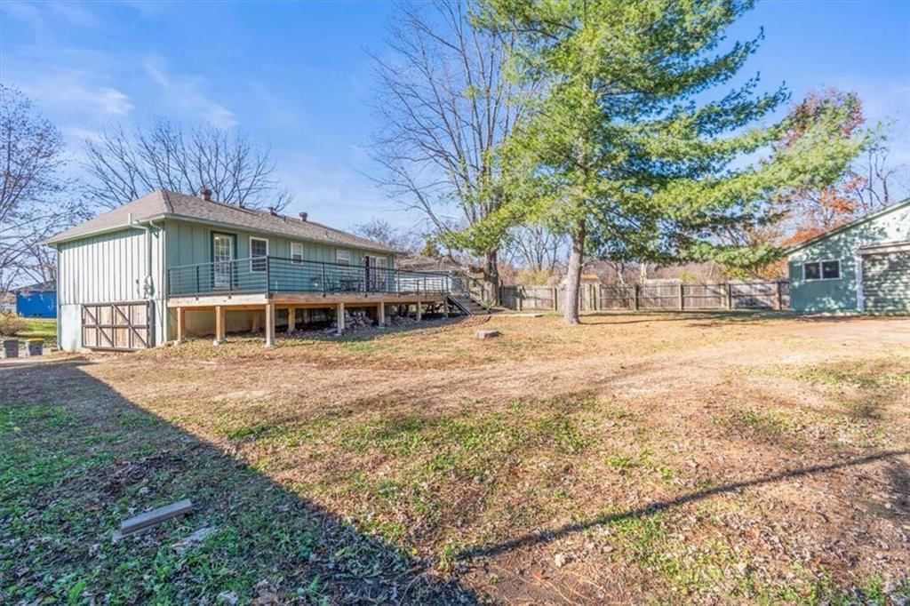 305 Concord Circle — photo 26