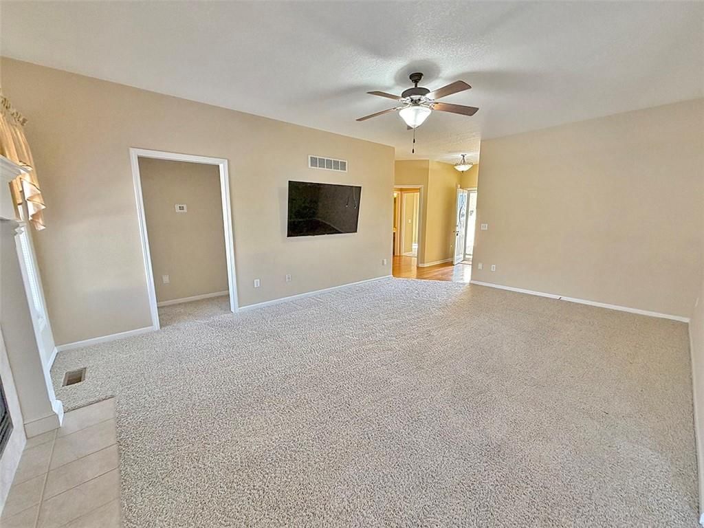 1112 SW Hoke Drive — photo 7