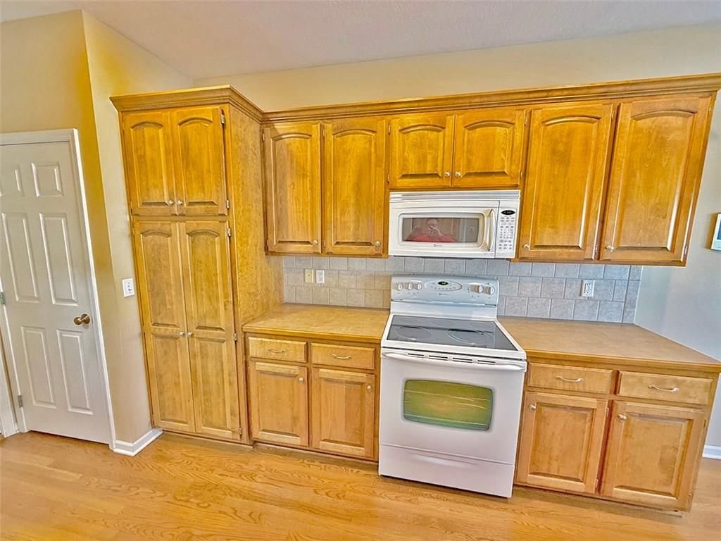 1112 SW Hoke Drive — photo 13