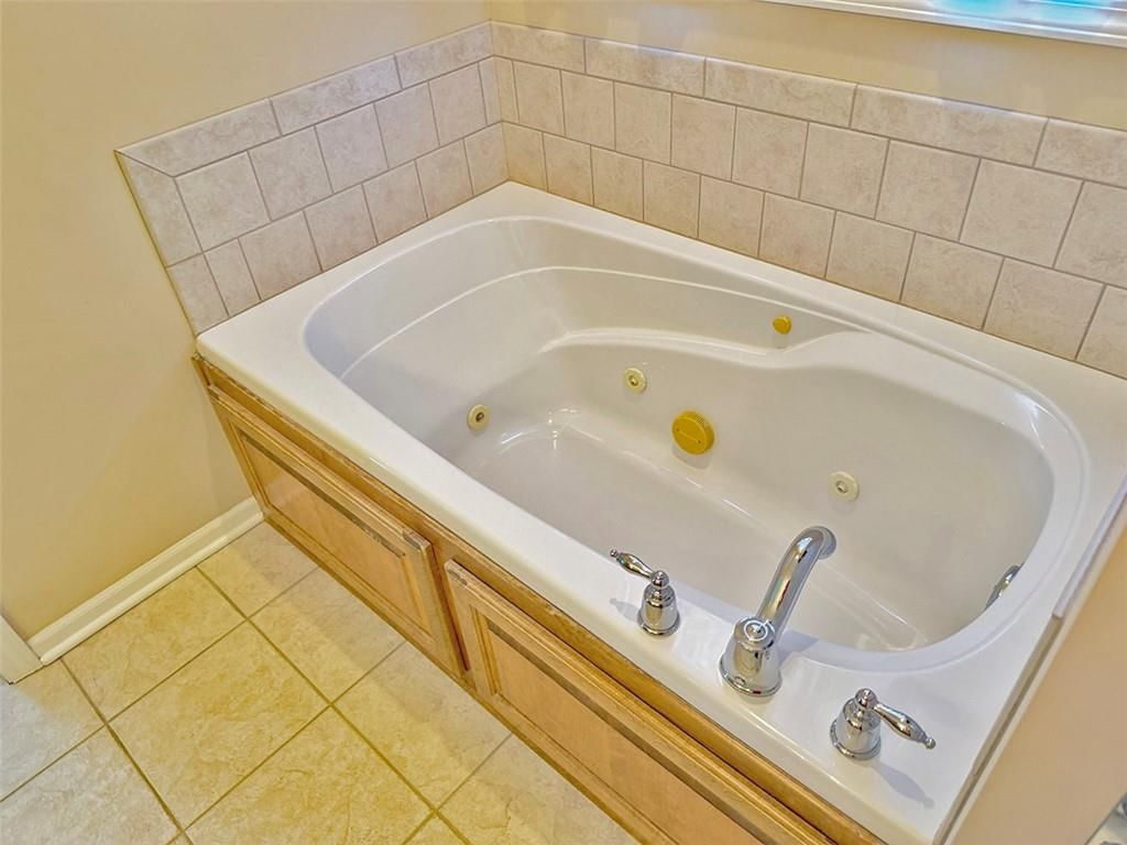1112 SW Hoke Drive — photo 22