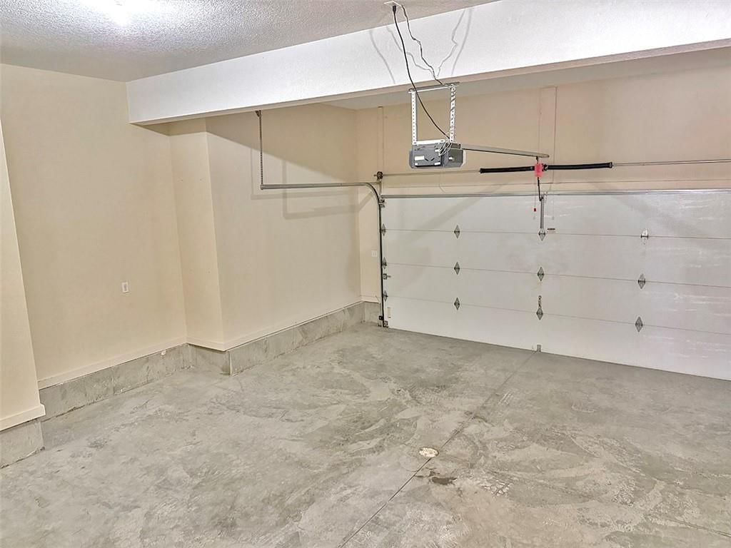1112 SW Hoke Drive — photo 37