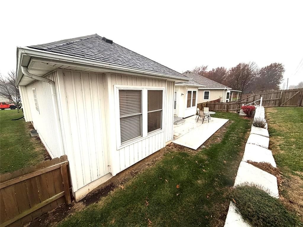 1112 SW Hoke Drive — photo 96