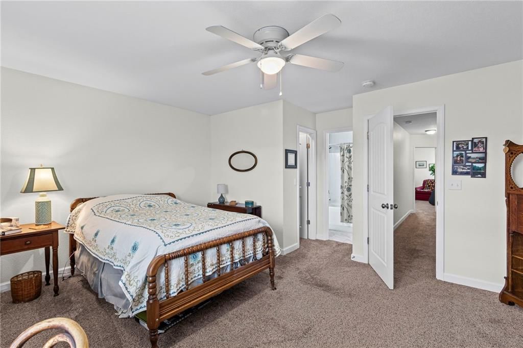 221 N Pointe Lane — photo 14