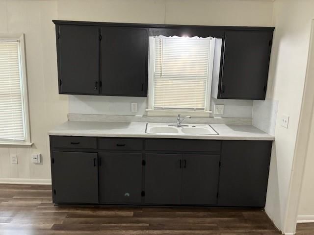 1512 W College Street — photo 14