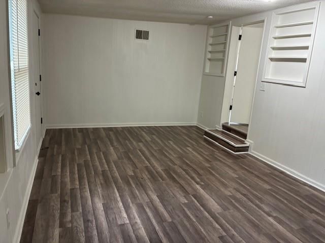 1512 W College Street — photo 24
