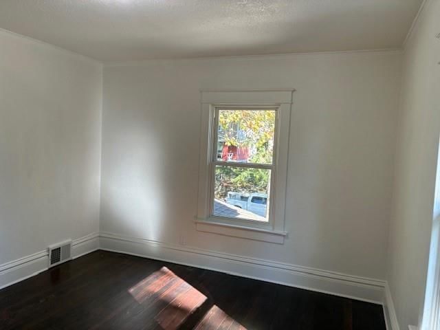 4410 Forest Avenue — photo 39
