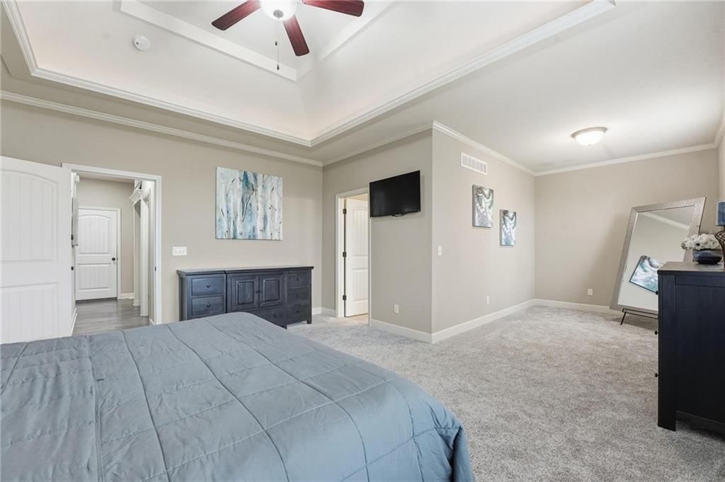 5920 S National Drive — photo 19