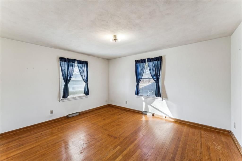 8712 Conser Street — photo 13