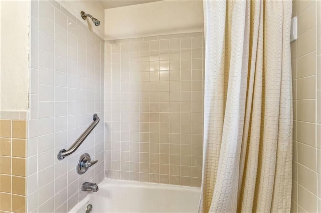 8712 Conser Street — photo 16