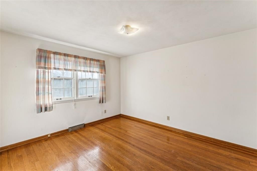 8712 Conser Street — photo 18