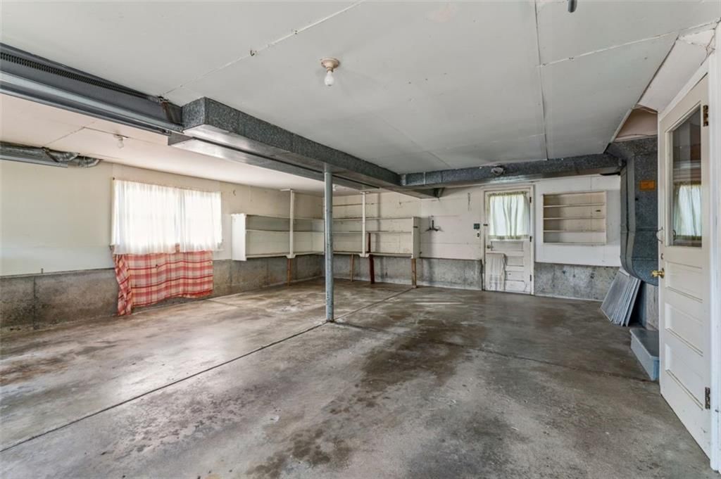 8712 Conser Street — photo 22