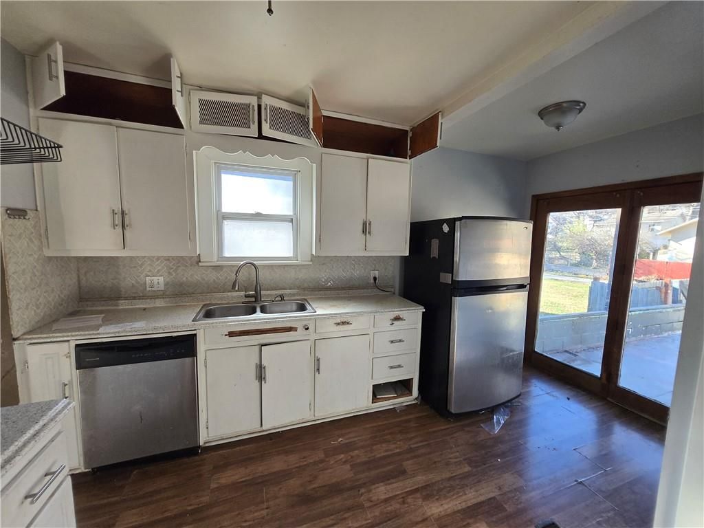 334 N BELMONT Boulevard — photo 8