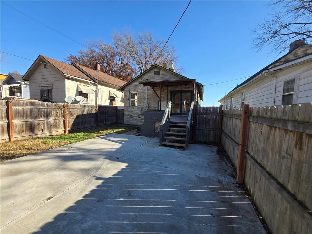 334 N BELMONT Boulevard — photo 17