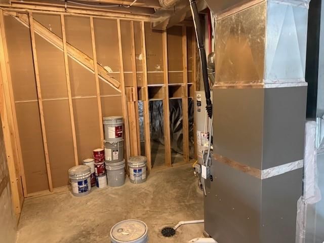 15365 W 173rd Terrace — photo 85