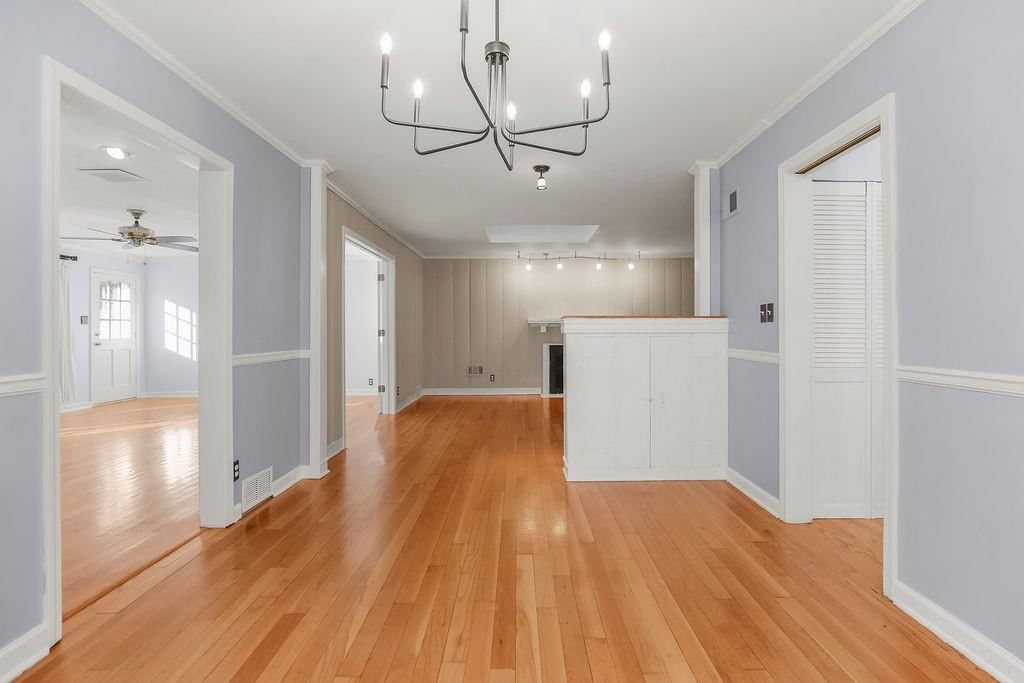2819 W 89th Street — photo 14
