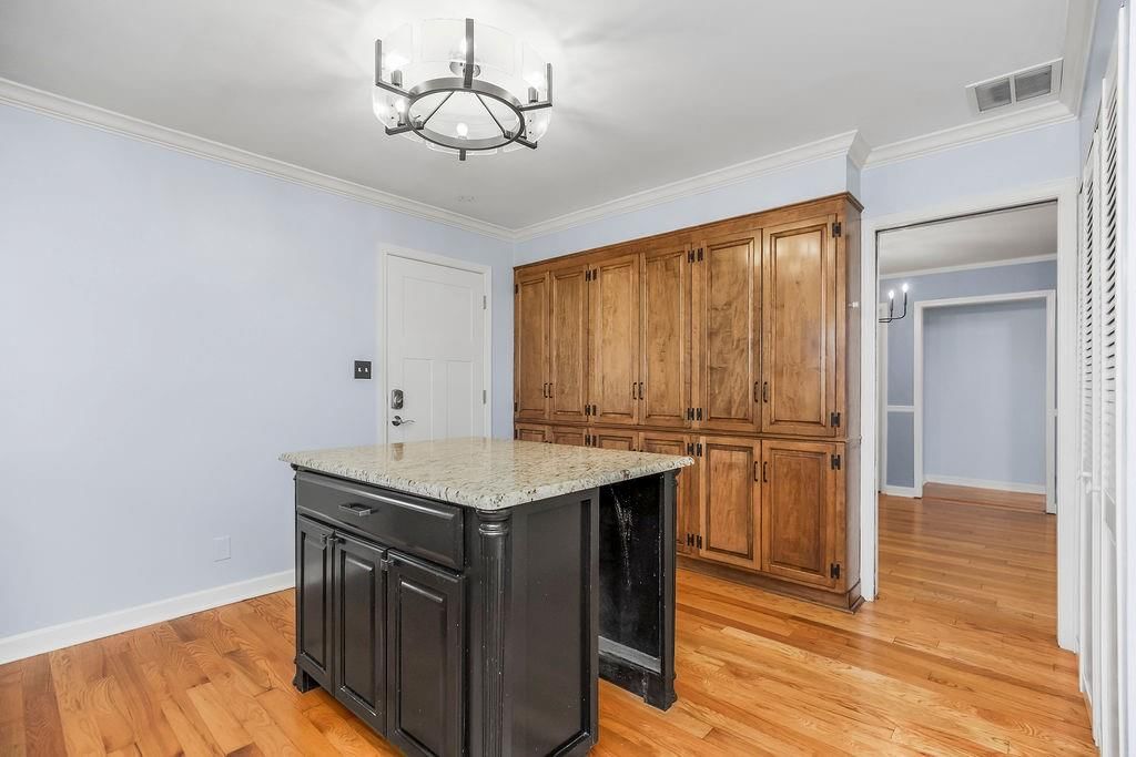 2819 W 89th Street — photo 16