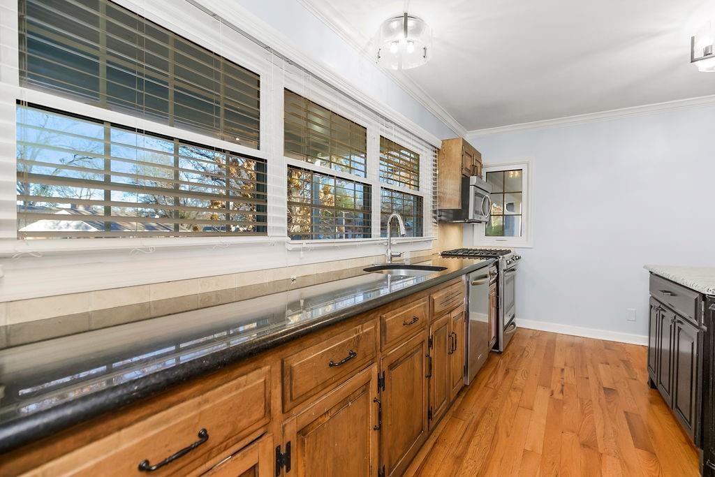 2819 W 89th Street — photo 17