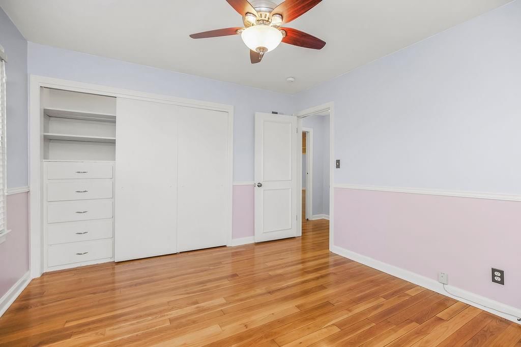 2819 W 89th Street — photo 29