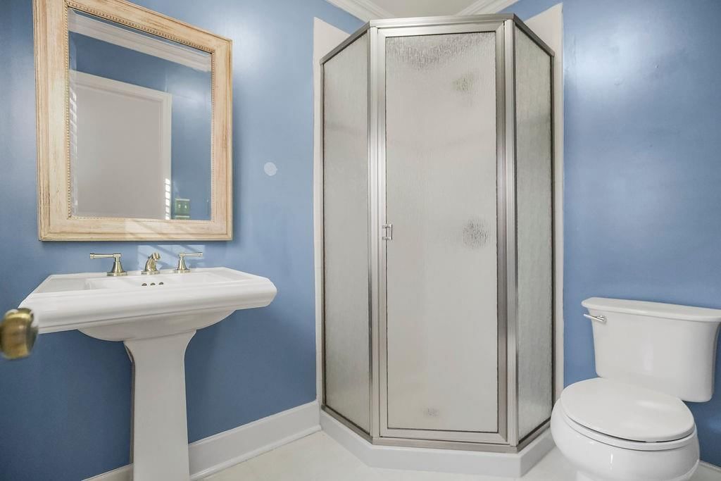 2819 W 89th Street — photo 30