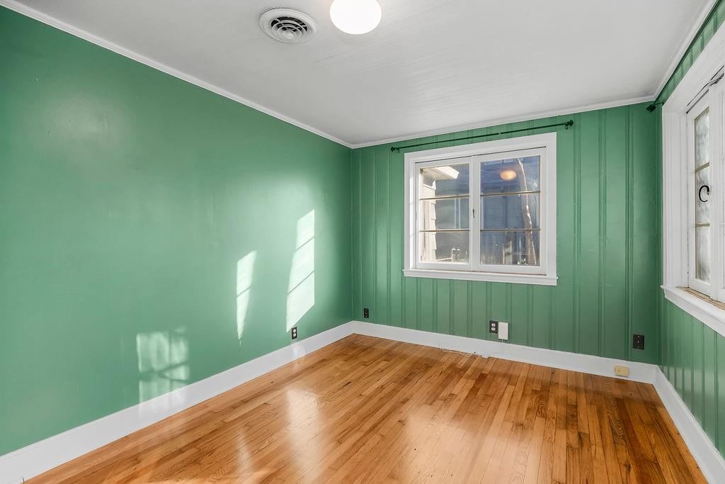 2819 W 89th Street — photo 31
