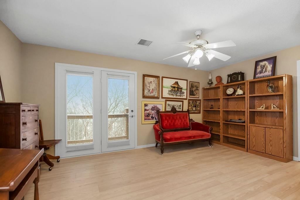5530 Rene Street — photo 29